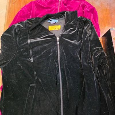 Sale Photo Thumbnail #183