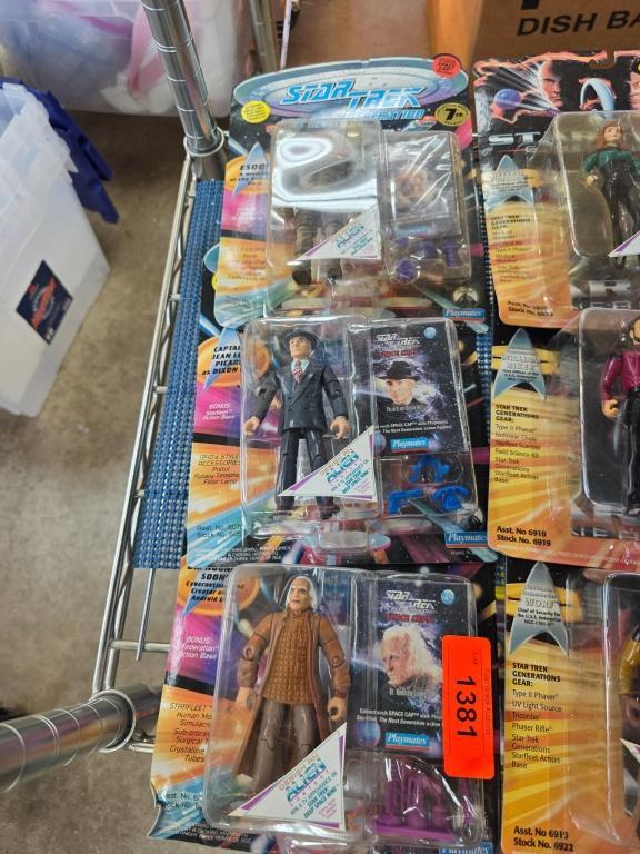 Sale Photo Thumbnail #393