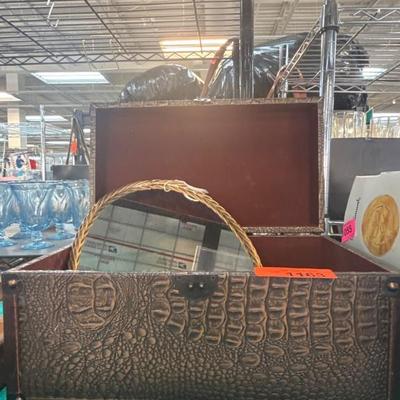 Sale Photo Thumbnail #166