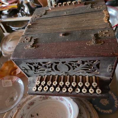 Sale Photo Thumbnail #115