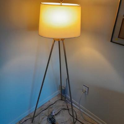Sale Photo Thumbnail #51: Lamp $35
