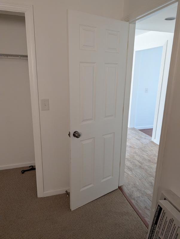 Sale Photo Thumbnail #131