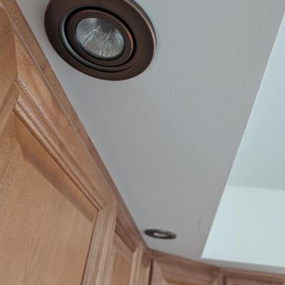 Sale Photo Thumbnail #105