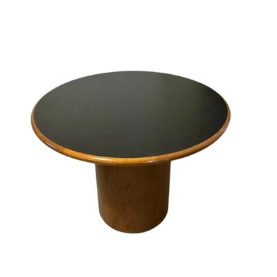 Round pedestal dining table