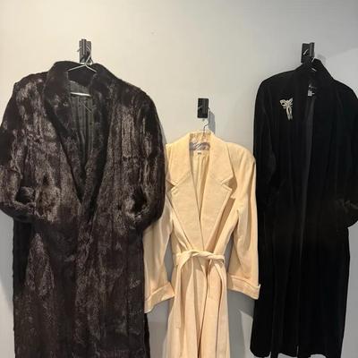 Formal Ladies Coats And Blazers 