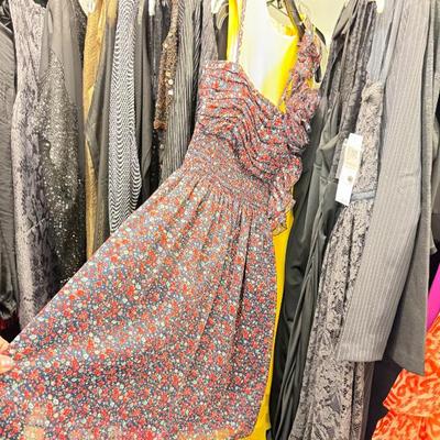 Sale Photo Thumbnail #50