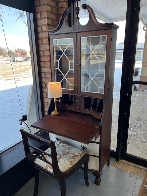 Sale Photo Thumbnail #3