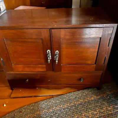 Sale Photo Thumbnail #196