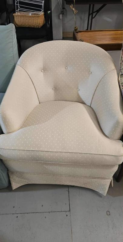 Sale Photo Thumbnail #27