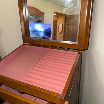 Sale Photo Thumbnail #44