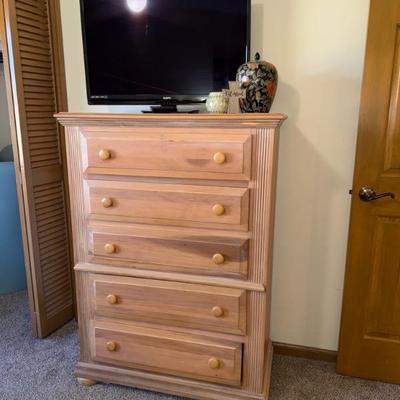 Sale Photo Thumbnail #50