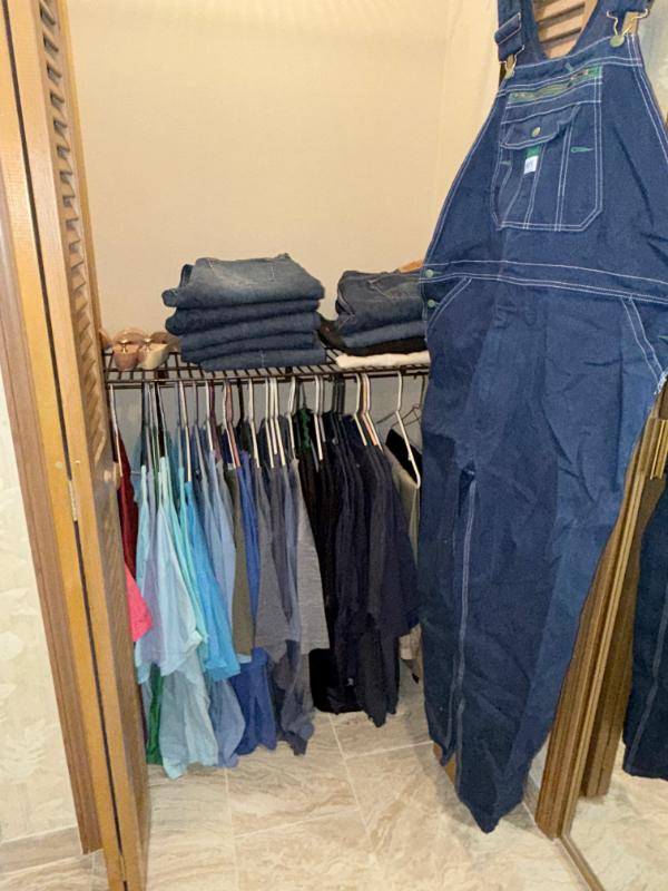 Sale Photo Thumbnail #284