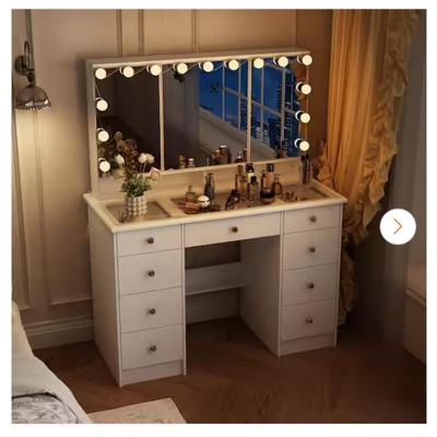 Sale Photo Thumbnail #512