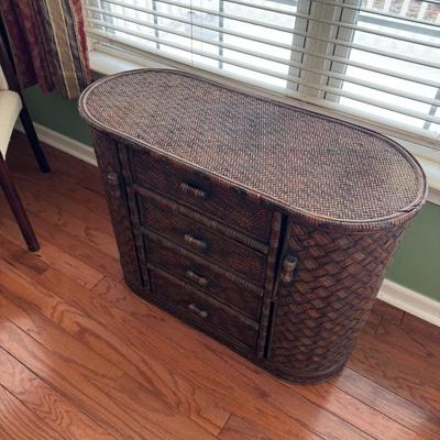 Sale Photo Thumbnail #117