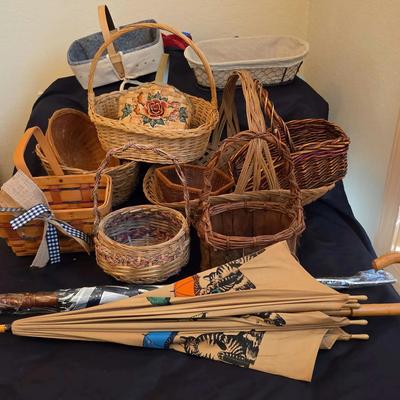 Kliban Vintage Cat Umbrella with Woven & Metal Basket Collection