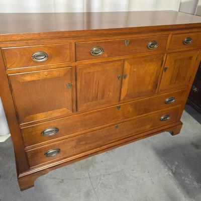 Craftique Vintage Mahogany Sideboard Buffet Cabinet 