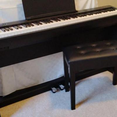 Roland Fp-30 Keyboard And Padded Piano Benchl