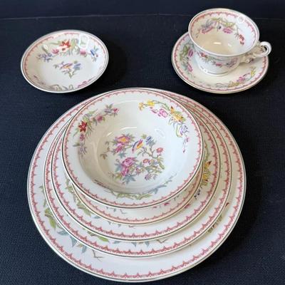 Vintage Syracuse China “Old Ivory” 76 Pieces 