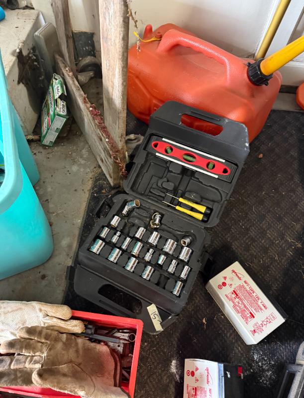 Sale Photo Thumbnail #13