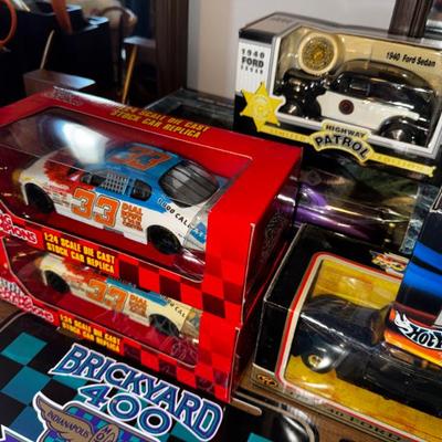 Sale Photo Thumbnail #18