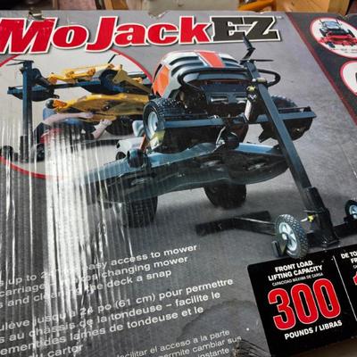 Sale Photo Thumbnail #242