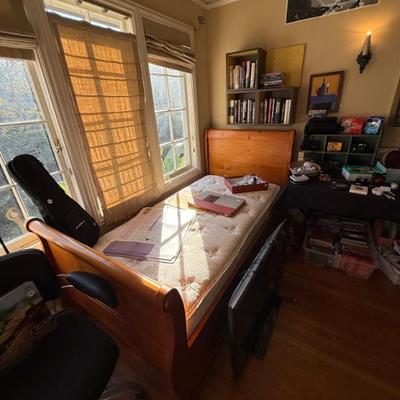 Sale Photo Thumbnail #150