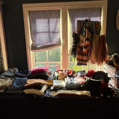 Sale Photo Thumbnail #101