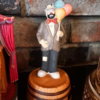 Sale Photo Thumbnail #33