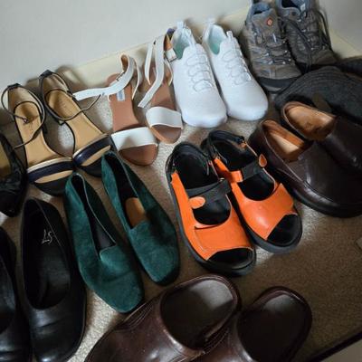 Sale Photo Thumbnail #143