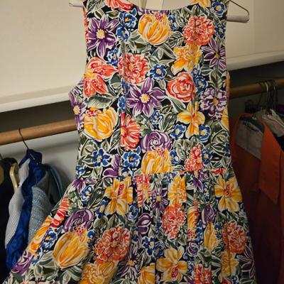 Sale Photo Thumbnail #175