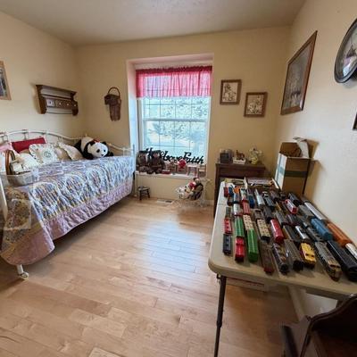 Sale Photo Thumbnail #95