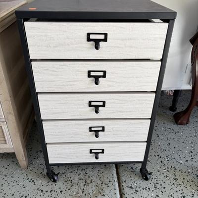 Sale Photo Thumbnail #36