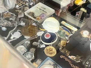 Sale Photo Thumbnail #9