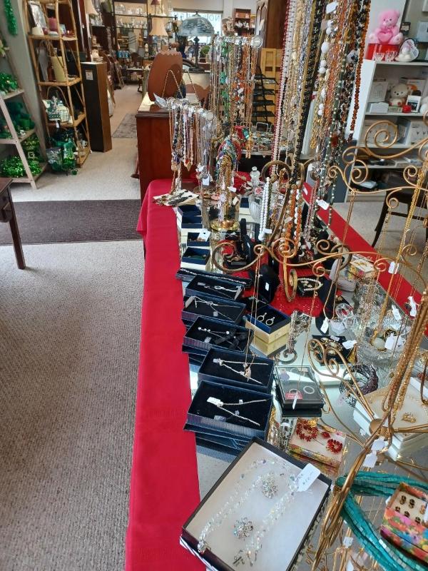 Sale Photo Thumbnail #39