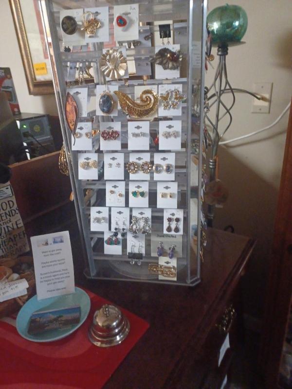 Sale Photo Thumbnail #54