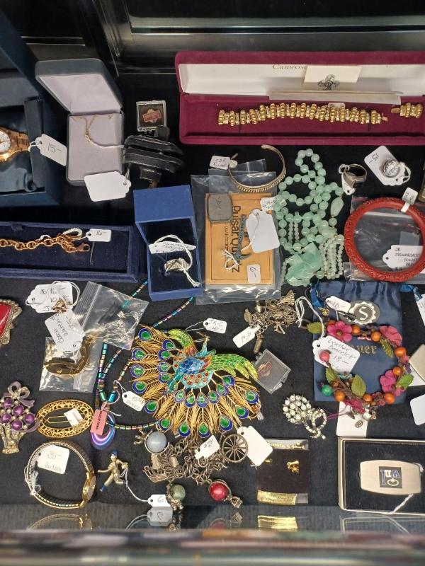 Sale Photo Thumbnail #49