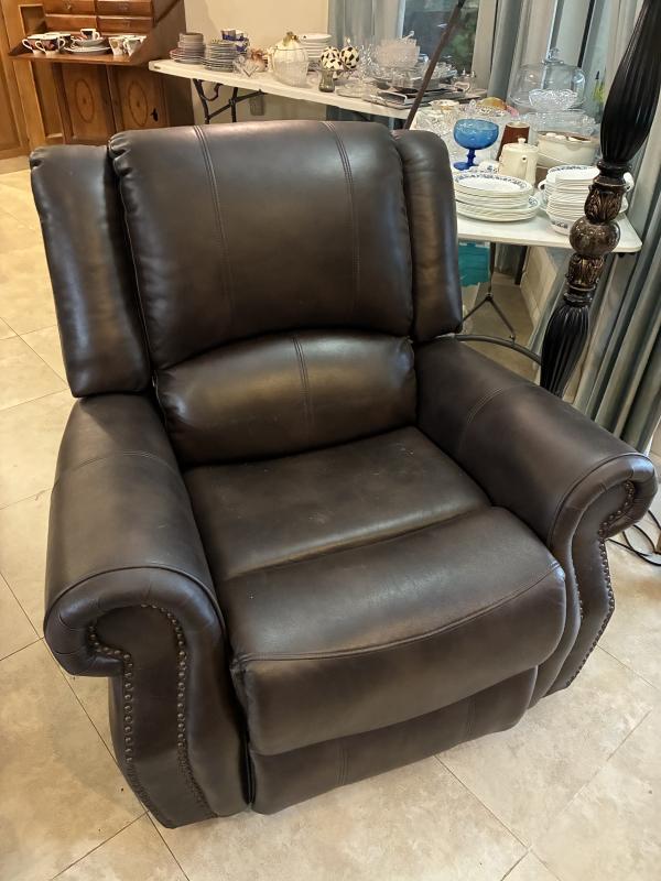 Sale Photo Thumbnail #139