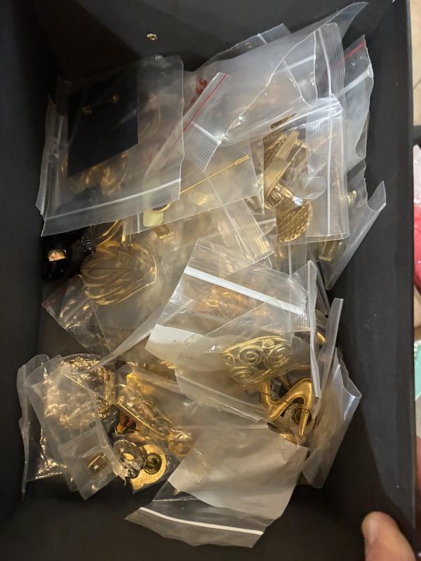 Sale Photo Thumbnail #136