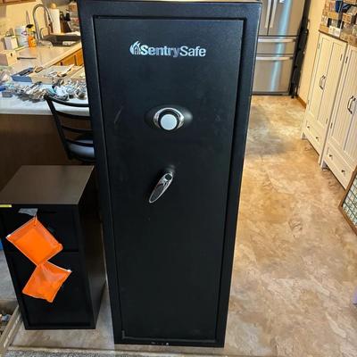 Sale Photo Thumbnail #34