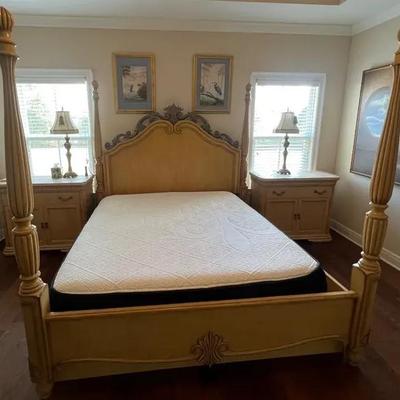 French Provincial Comitia Molina King Size Bed With Frame An Mattress