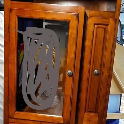 UNASSEMBLED "Rooms To Go" Entertainment Center! (See Pics for sample pic & details)