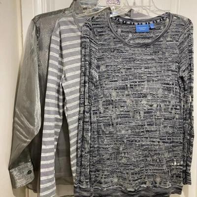 Small Ann Taylor and Vera Wang tops 