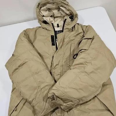 Women's Coat, Size Medium