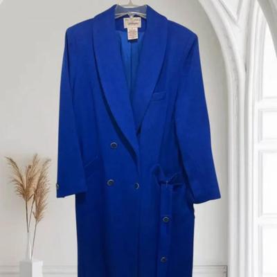 Women’s Coat Size 8