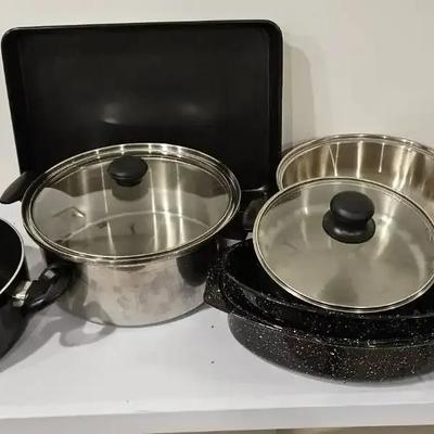Assorted Multi-Material Cookware