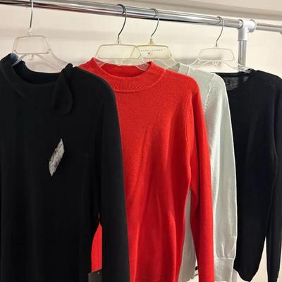 4 medium sweaters 