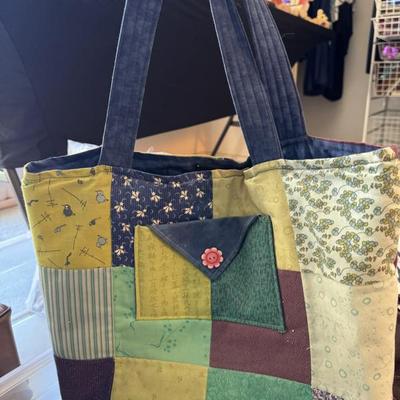 Sale Photo Thumbnail #105