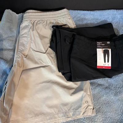 Sale Photo Thumbnail #59: Gap Fit Jogger Pants And Exercise Shorts, XL