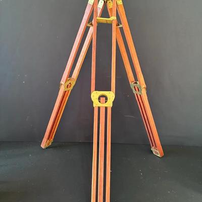 Sale Photo Thumbnail #68:  Folmer Graflex No. 1 Large Format Camera Tripod