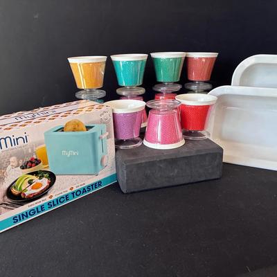 Sale Photo Thumbnail #80: Raffiawear Therm-O-Serve Sundae Cups, Texas Ware